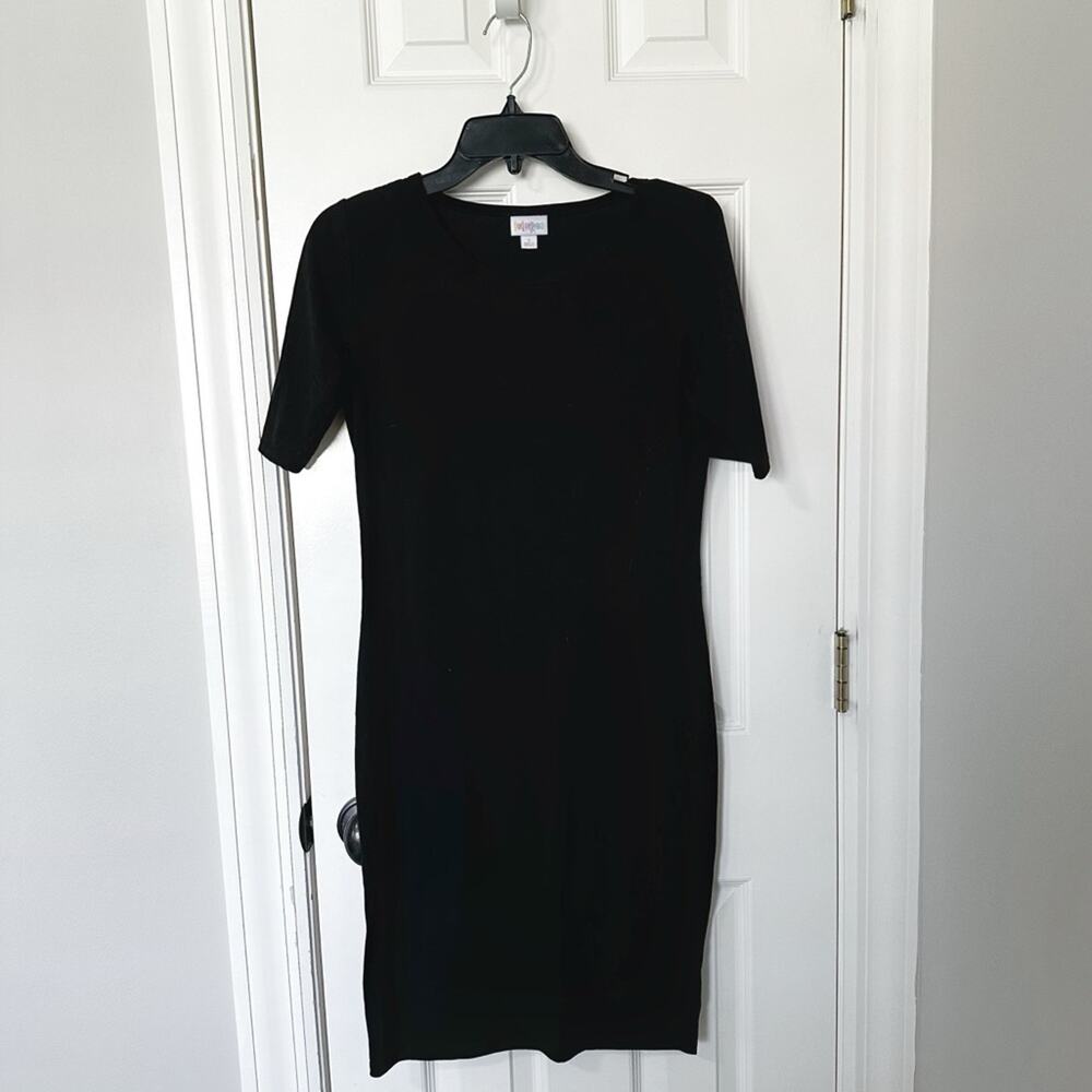 LuLaRoe Julia solid black, size S